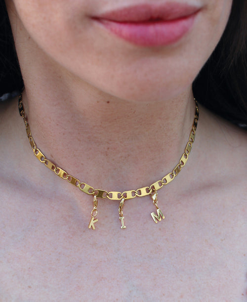 TIED CHOKER